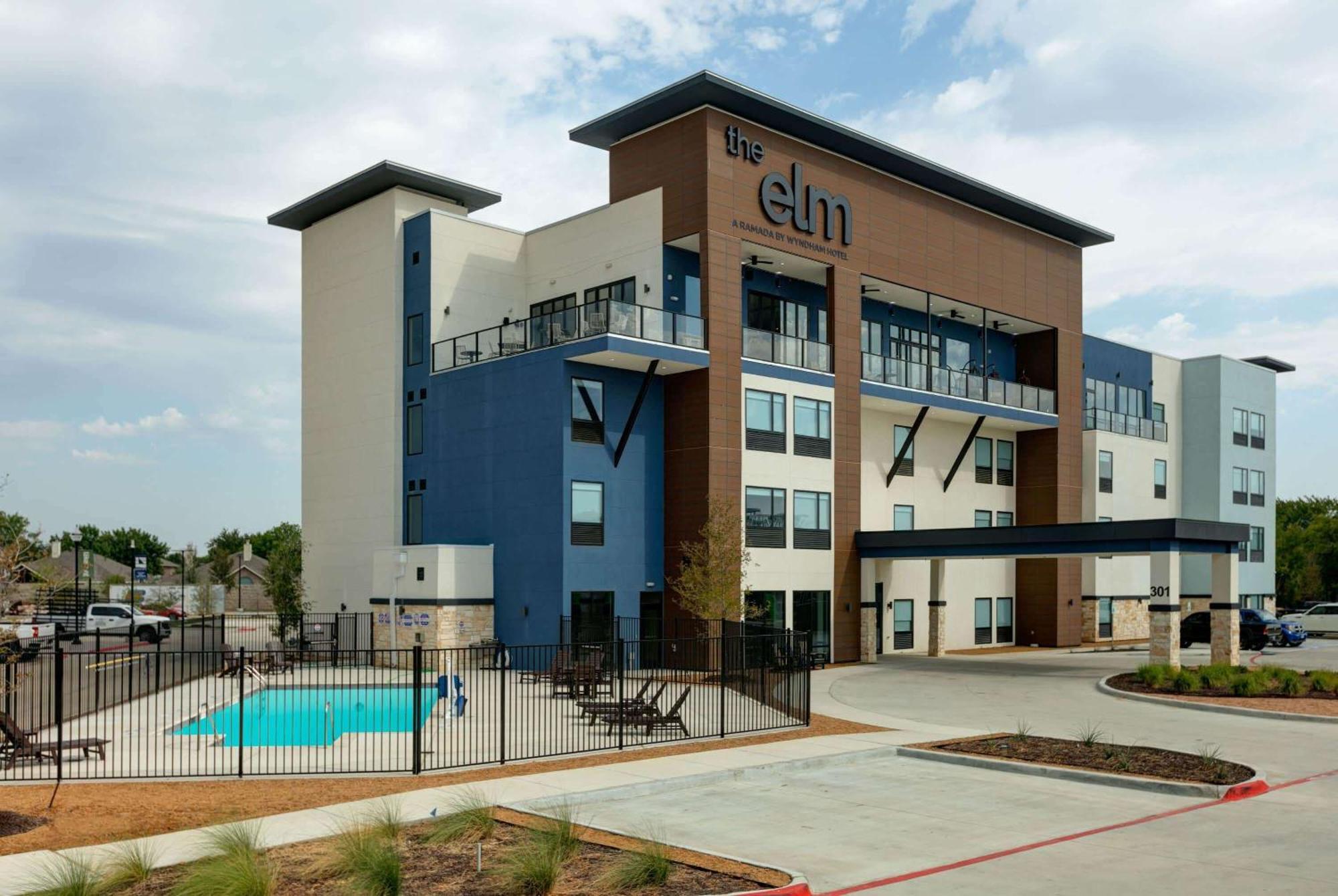 The Elm, A Ramada By Wyndham Hotel Little Elm Exterior photo